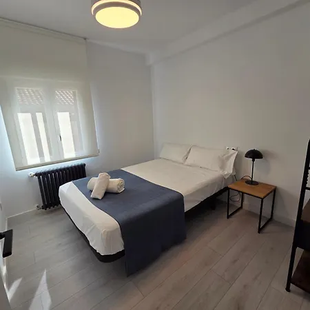 The Eight Unique * טרואל