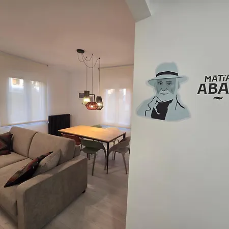 דירה The Eight Unique *