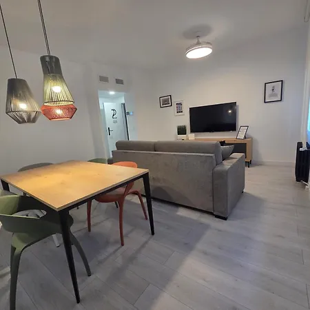 דירה The Eight Unique *